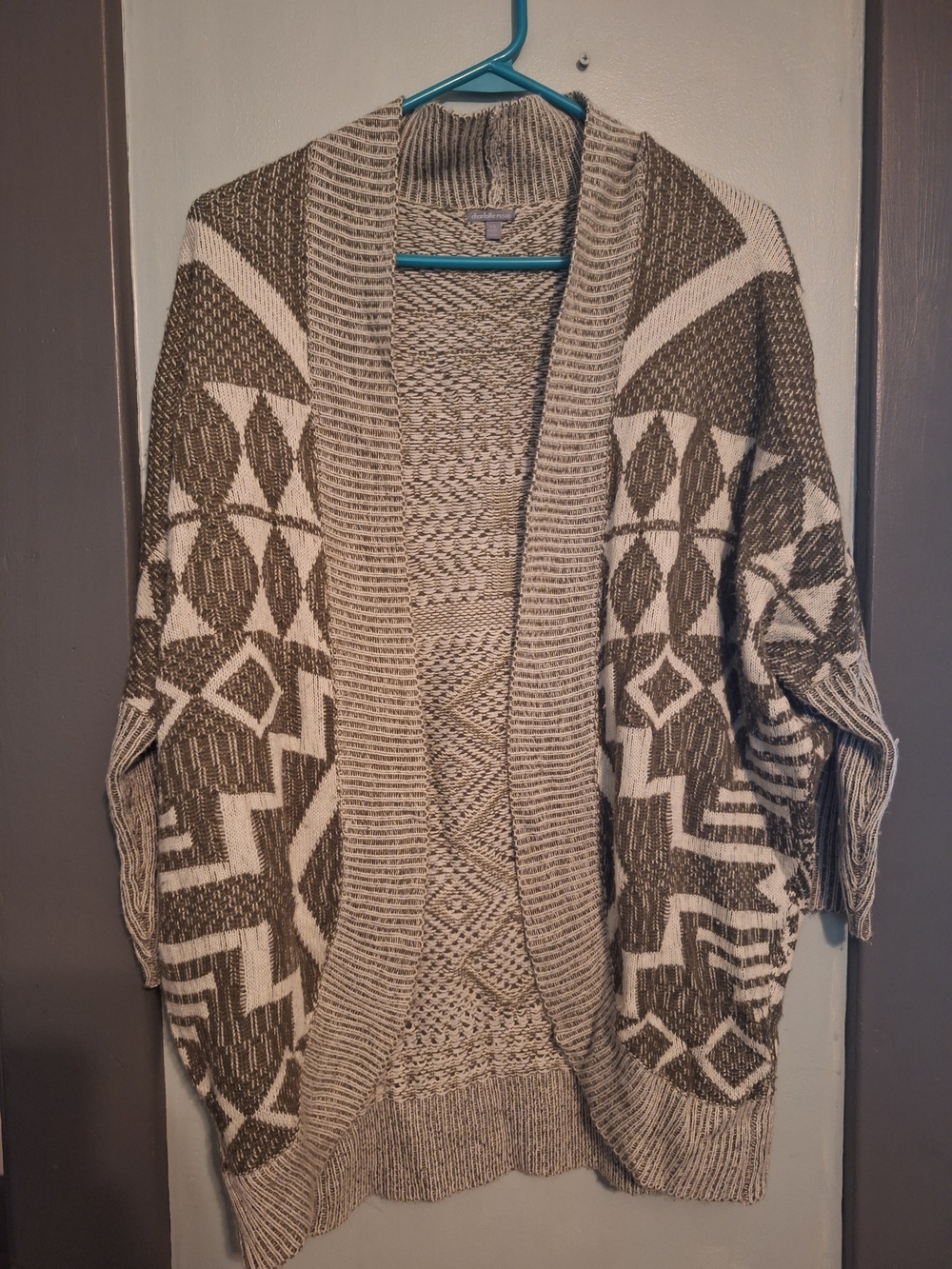 Green & Cream Geometric Open-Front Cardigan